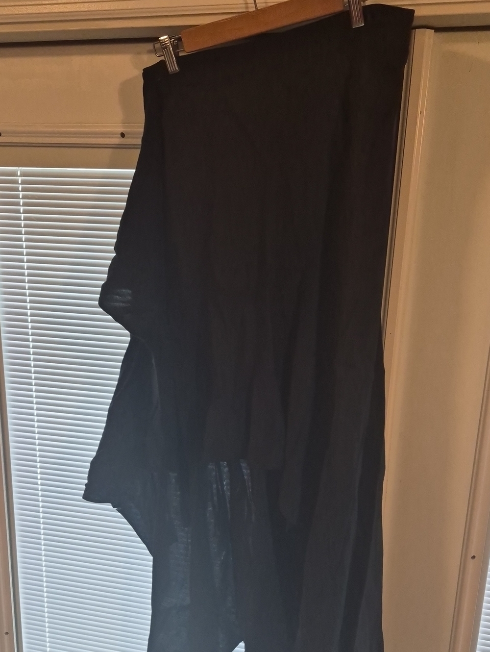 White House Black Market Black Wrap Skirt Linen & Rayon Size 12